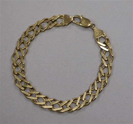 A 9ct gold shaped link bracelet.